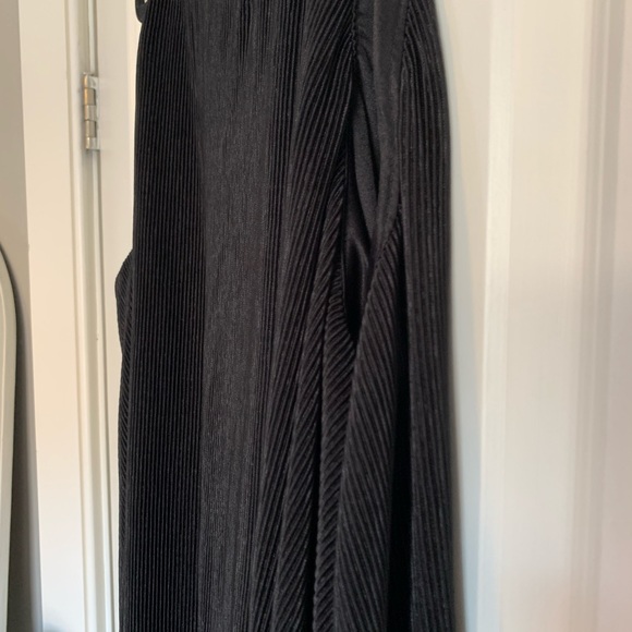 Black flapper flowing dress - Picture 3 of 4